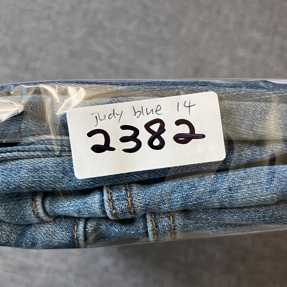 Judy Blue Wide Leg Jeans - Women's Size 14W - Blue - Picture 10 of 10